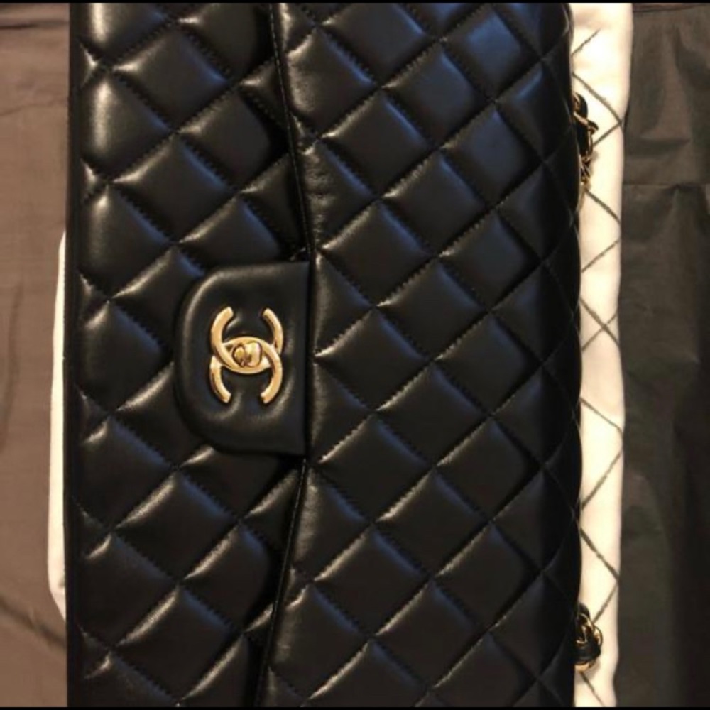 Chanel classic flap bag